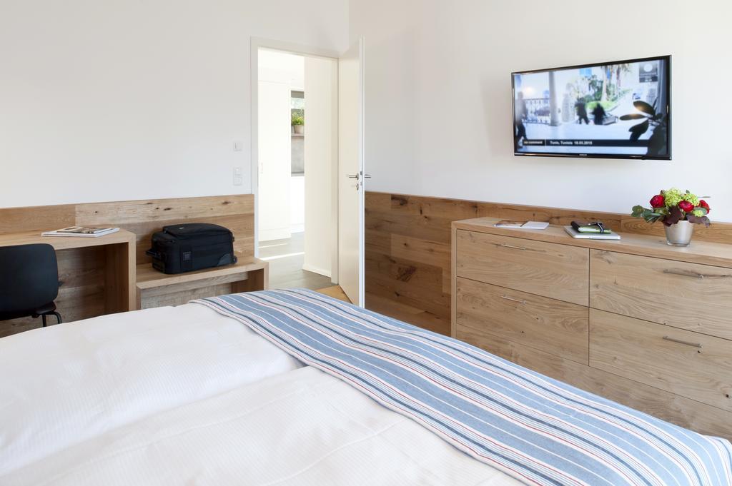 Hotel M120 Unterföhring Pokoj fotografie