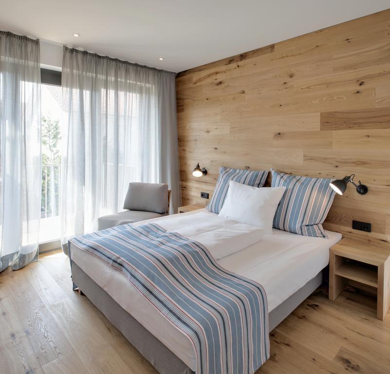 Hotel M120 Unterföhring Pokoj fotografie
